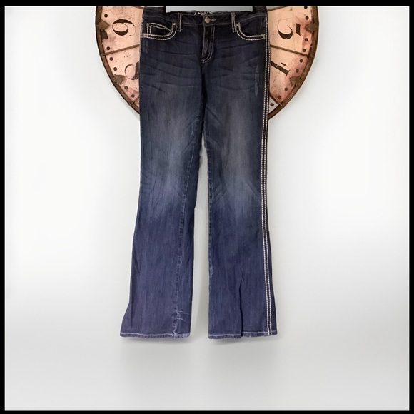 Wrangler Rock 47 size 9/10 low rise embellished bootcut jeans - Picture 2 of 9